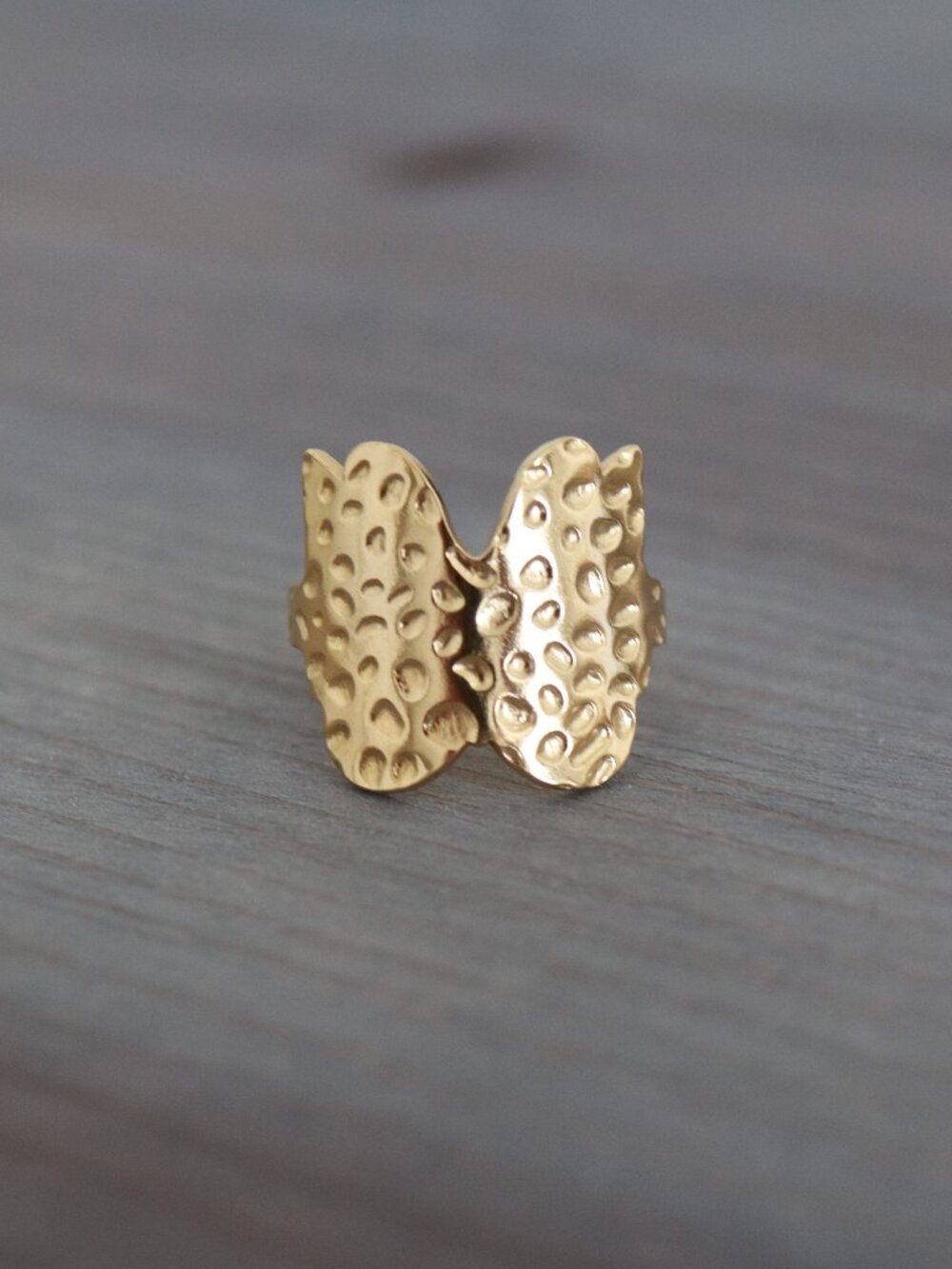 Heart Shape Hammered Style Wide Cuff Ring 18k Gold Plated Stainless Steel
